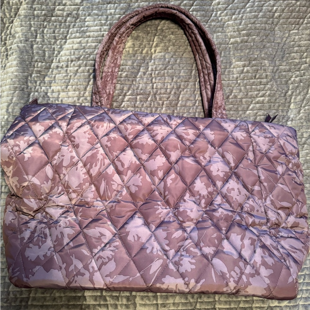 Vera Bradley Ultra Light Tote/tonal chrysanthemum - new without tags